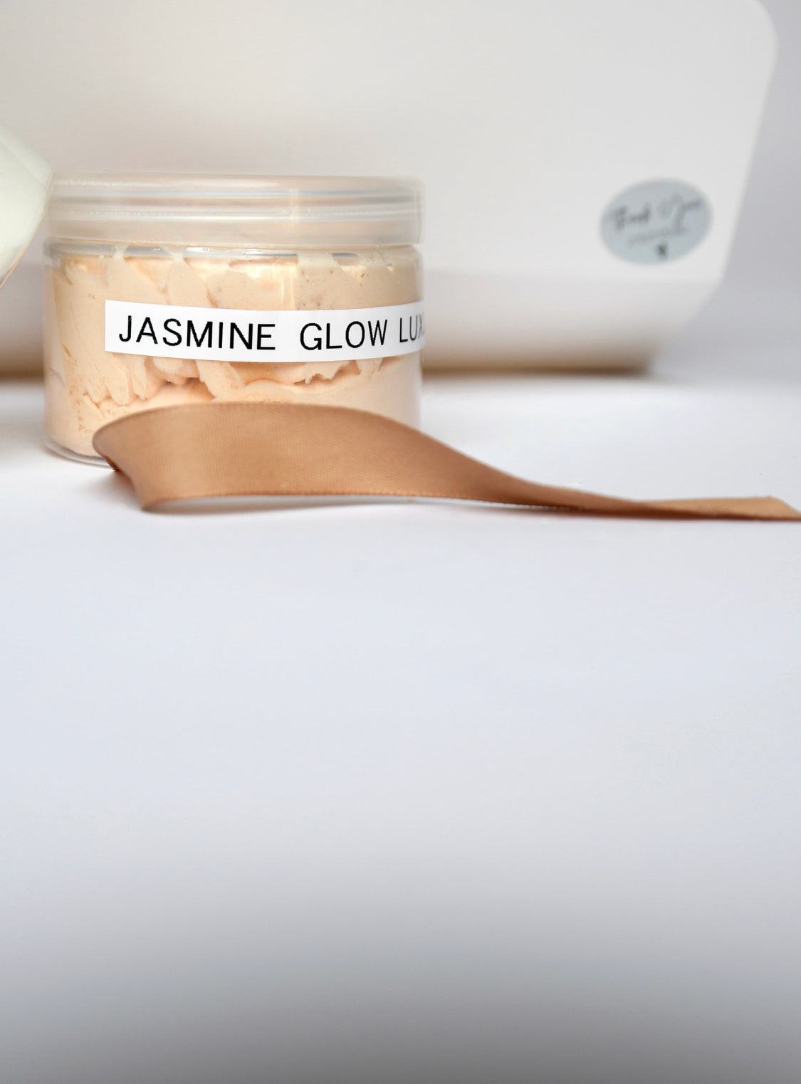 Jasmine Glow Shea Butter Body moisturiser